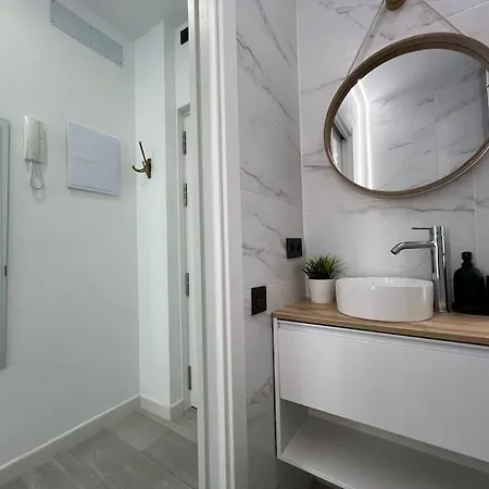 Davila Playa Apartment *